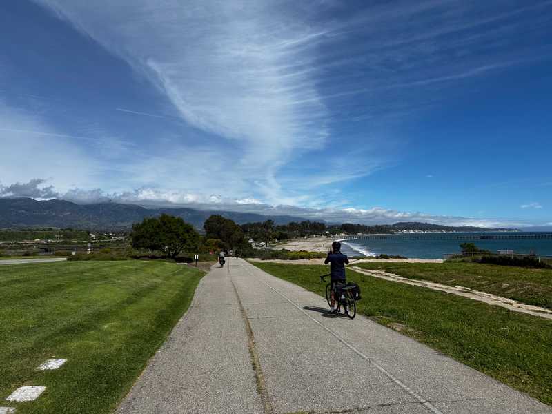 The bike path into Santa Barbara. Photo by Alex Becker.